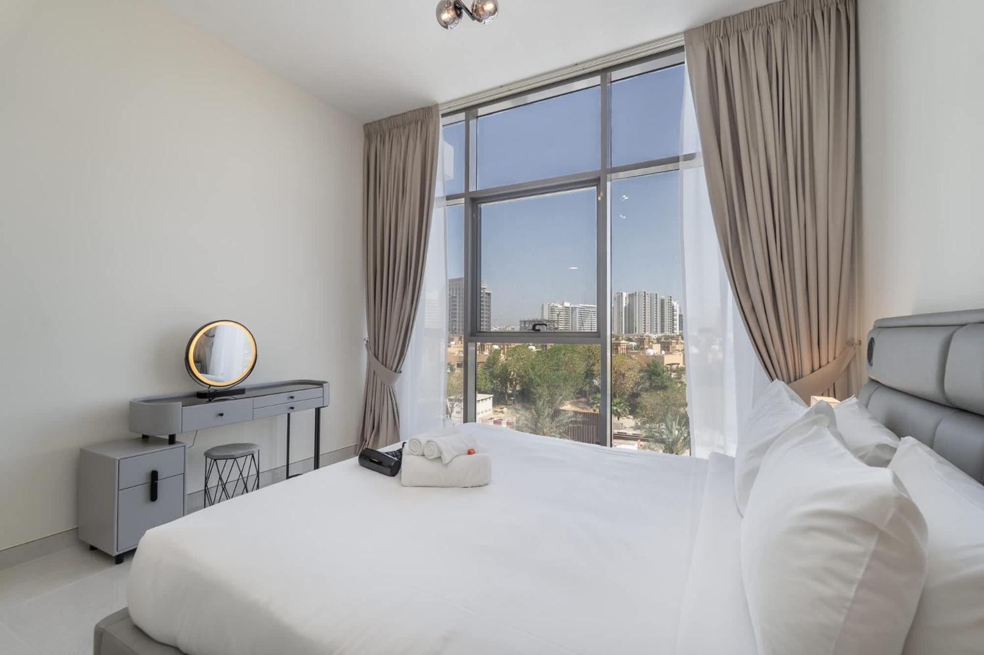 Stylish 2br With Amazing Pool View In Taya