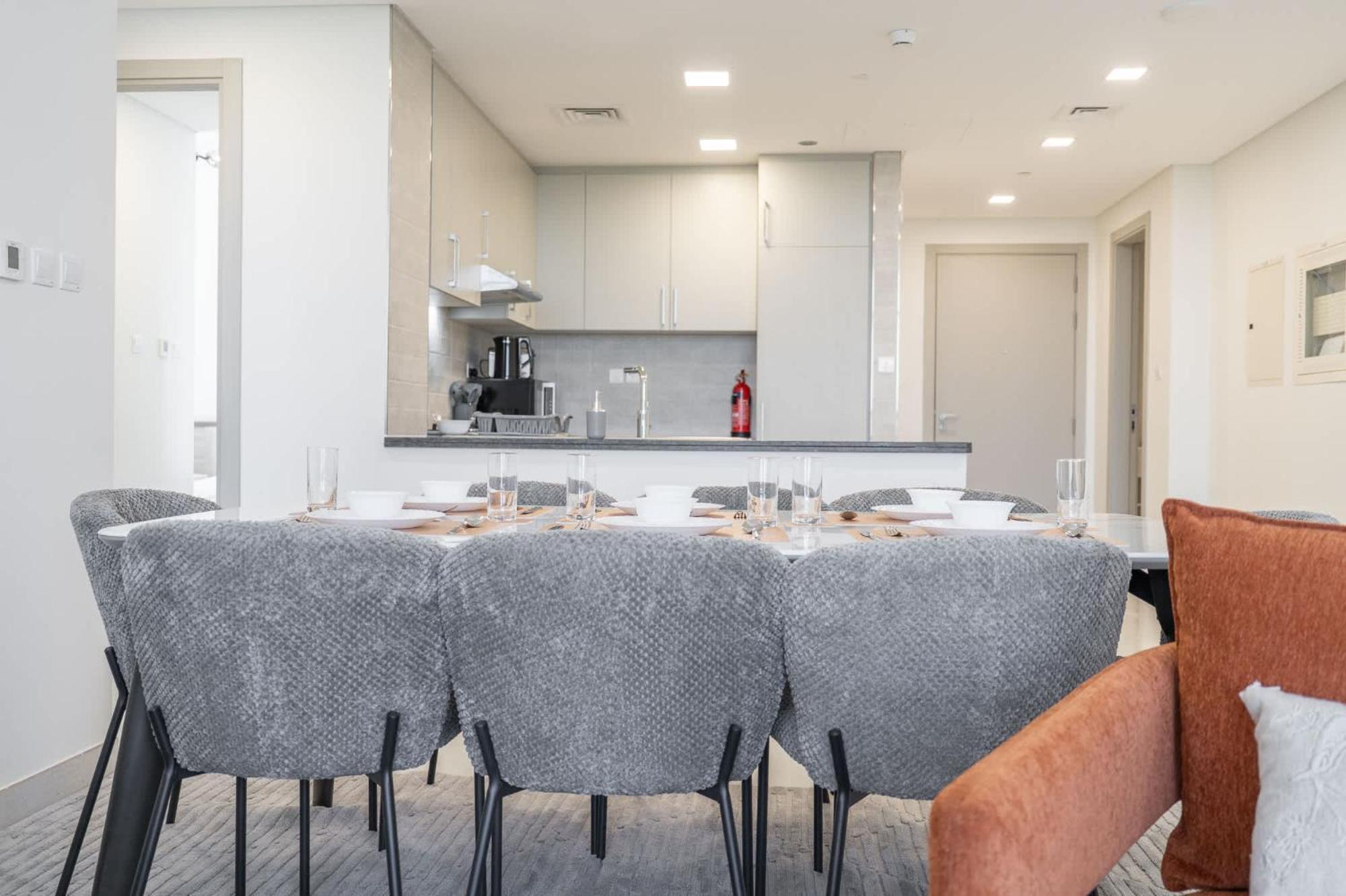Stylish 2br With Amazing Pool View In Taya